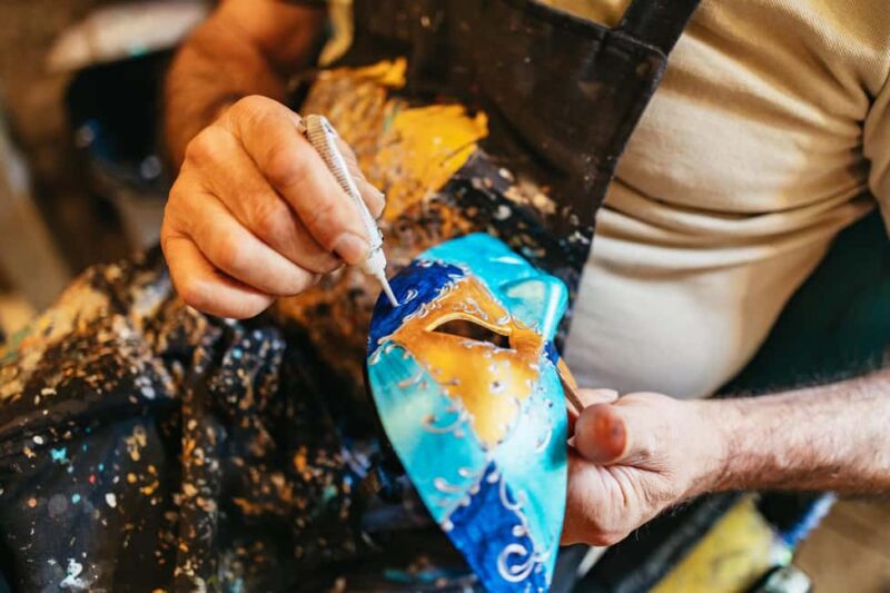 Venice: Carnival Mask Workshop - Accessibility and Meeting Point Details