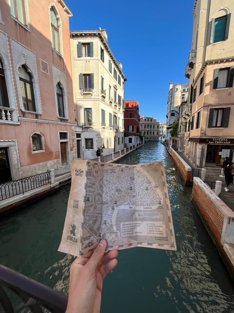 Venice City Escape: "Hunting for L'Omo dal Capelon" - Practical Details: Booking, Cancellation, and Accessibility
