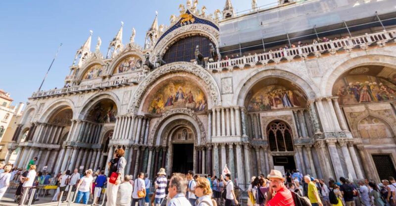 Venice: City Tour & Skip the Line for St. Mark's Basilica - Practicalities: Meeting Point and Tour Logistics