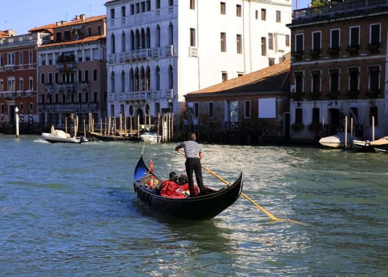 Venice: Crafted Gondola Under Breathtaking Bridge of Sighs - The Overall Value of the Crafted Gondola Experience