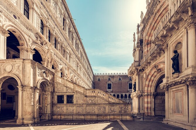 Venice: Doge's Palace and St. Mark's Basilica Private Guided Tour - Key Points
