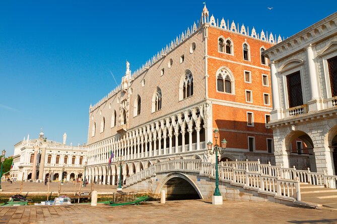 Venice: Doge's Palace and St. Mark's Basilica Private Guided Tour - Visiting the Doges Palace and Its Renaissance Masterpieces