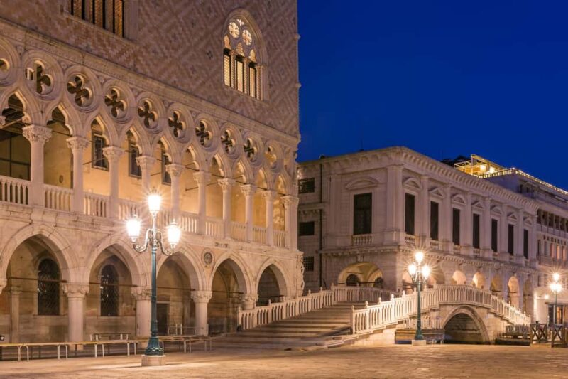 Venice: Doge's Palace, Bridge of Sighs, Prisons, Correr & Audio Guides - Exploring the Doge’s Palace: Architectural and Artistic Highlights