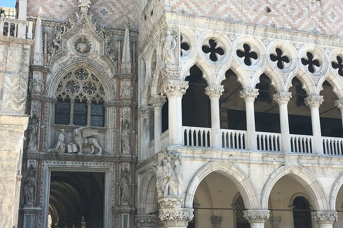 Venice Doge's Palace Guided Tour & SECRET ITINERARIES Option - The Interactive Exhibition at the Procuratie Vecchie