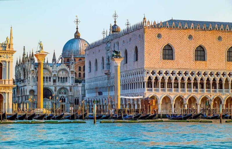 Venice: Doge's Palace Guided Tour with Optional Gondola Ride - Discovering the Correr Museum and Its Exhibits