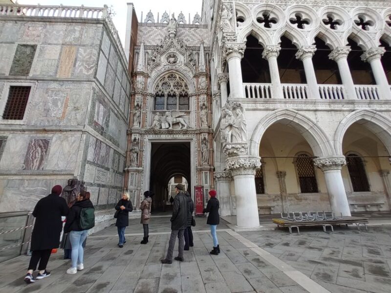 Venice: Doge's Palace Guided Tour with Optional Gondola Ride - Scenic 30-Minute Gondola Ride Through the Grand Canal