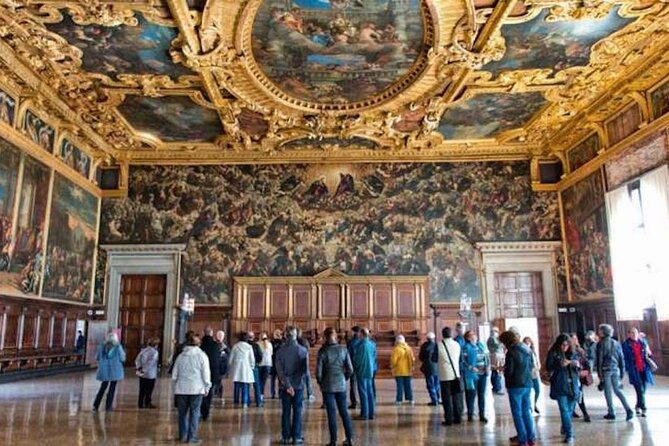 Venice: Doge's Palace Guided Tour With Tickets & Optional Gondola - Meet Your Guide in St. Mark’s Square for a Historic Introduction