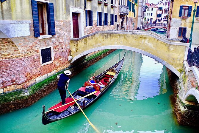 Venice: Enchanting City Walk & Majestic Gondola Glide! - Exploring the Artistic Heritage at Teatro La Fenice