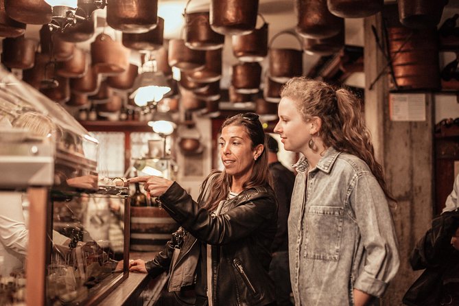 Venice Exclusive Private Food Tour with 6 or 10 Tastings - Sampling Seafood and Tramezzini at a Historic Spot