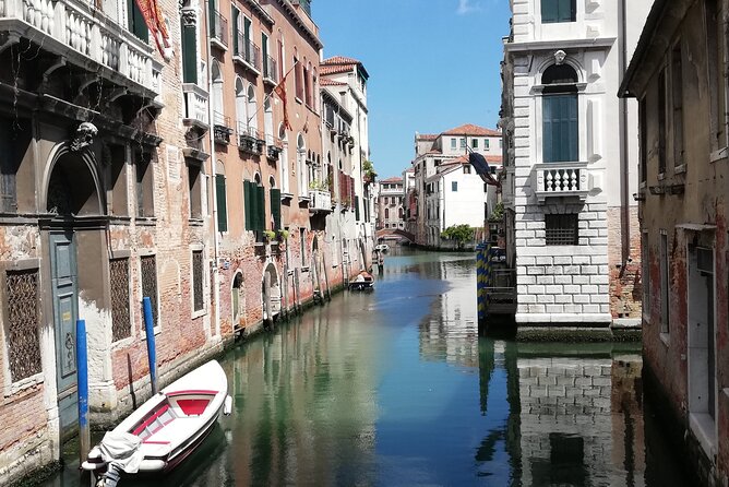 Venice from Rome: Private Day Trip by train with Islands Tour - Food, Drinks, and Onboard Amenities