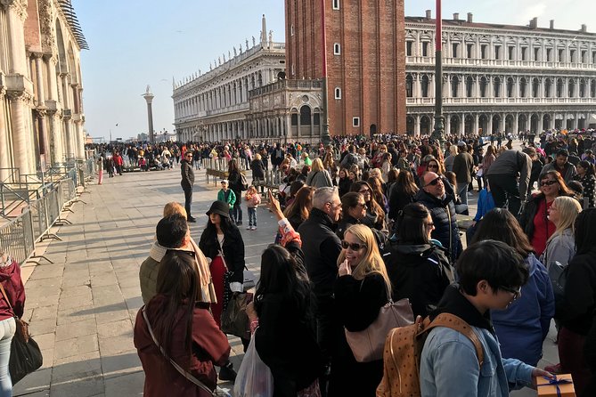 Venice Full-Day Tour from Lake Garda - Returning to Lake Garda with a Scenic River Ride