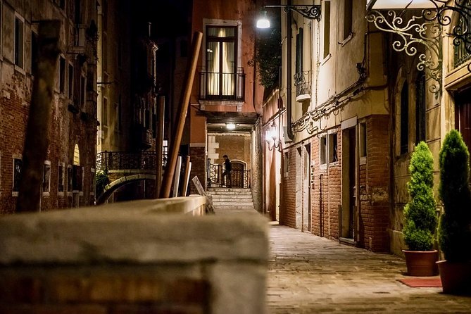 Venice Ghost & Legends Walking City Tour - Critical Considerations and Limitations