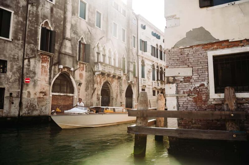 Venice: Grand Canal by Boat with Expert Guide - The Scenic Route on Venice’s Grand Canal