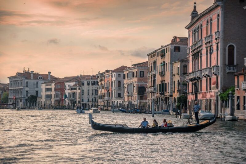 Venice: Grand Canal Gondola Experience with Live Commentary - Landmark Highlights from the Water