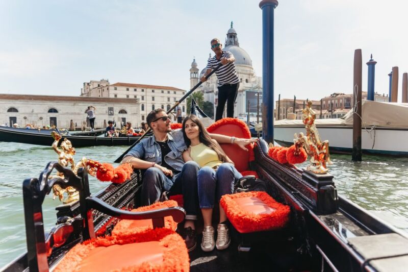 Venice: Grand Canal Gondola Ride with App Commentary - Starting Point and Meeting Logistics in Venice