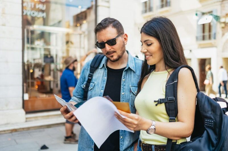 Venice: Grand Canal Gondola Ride with App Commentary - Summary of Who Will Enjoy This Tour Most