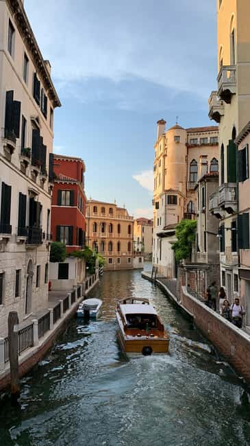 Venice: Guided Boat Tour to Murano and Glass Blowing - Key Points