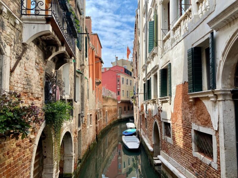Venice: Guided City Highlights and Street Food Tour - Booking and Refund Policies