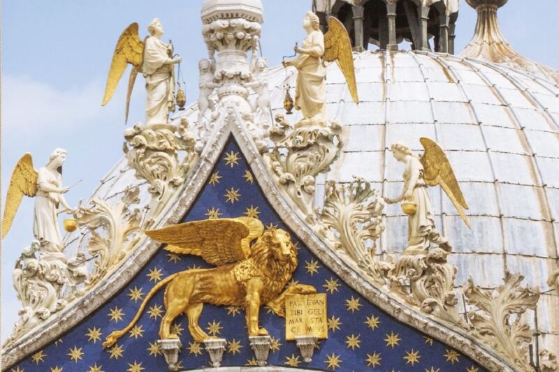Venice: Guided Golden Basilica Tour - Exploring the Architectural Mix of Eastern and Western Styles