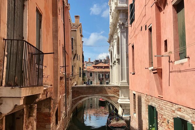 Venice Hidden Gems and Secrets Tour with a Local in Small Group - Outside the Squero di San Trovaso and Gondola Secrets