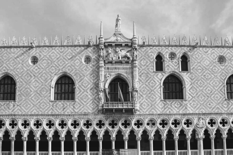 Venice: History Tour of Doge's Palace and Casanova's Prison - Comparing with Similar Experiences