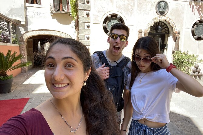 Venice: Holy Heist Self-Guided Adventure & Walking Game - Unique Venice Experience: A Story of a Burglar and His Daughters