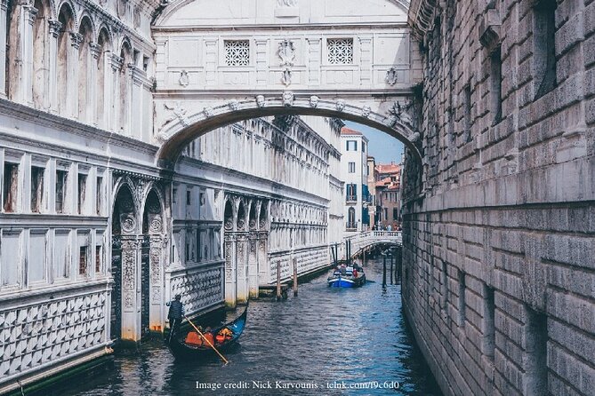 Venice in a Day: Private Tour inc. St. Mark's & Doge's Palace - Discovering Venice’s Neighborhoods: San Polo, Dorsoduro, and Castello