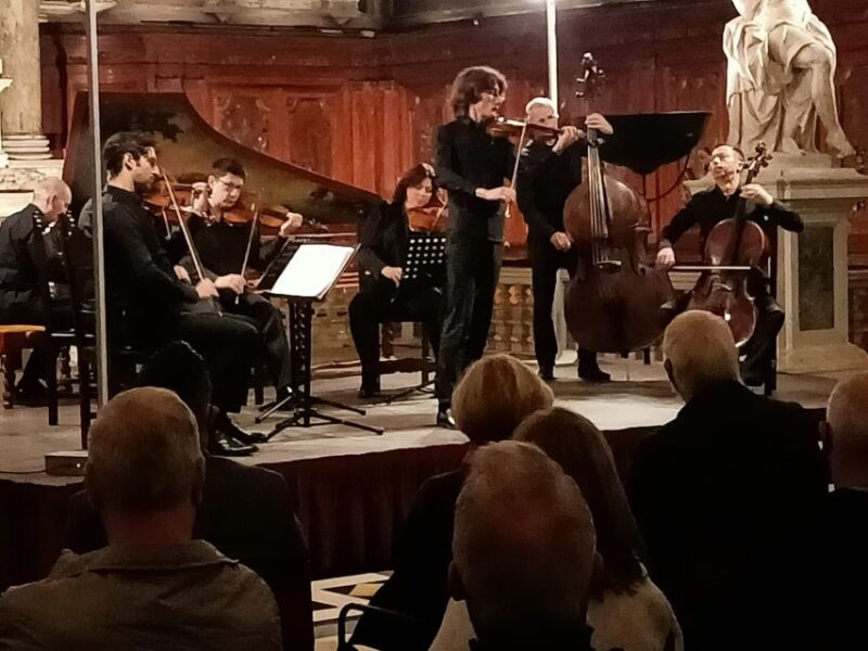 Venice: Interpreti Veneziani Concert at Church of San Vidal - The Audience Experience and Concert Atmosphere