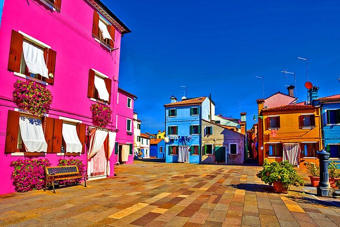 Venice Islands Cruise: Murano Glass, Rainbow Burano & Torcello - Glass Demonstration in Murano