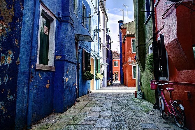 Venice Islands Murano Burano with Glass Factory Private Tour - Torcello’s Historic Roots and Archaeological Finds