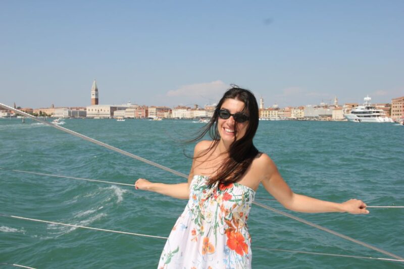 Venice: Lagoon Catamaran Cruise with Music and Drinks - Venice: Lagoon Catamaran Cruise with Music and Drinks