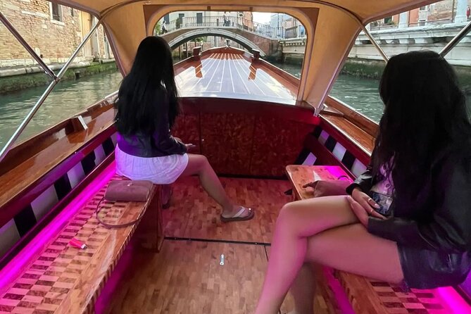 Venice Lagoon Tour with Historic Venetian Boat - Key Points