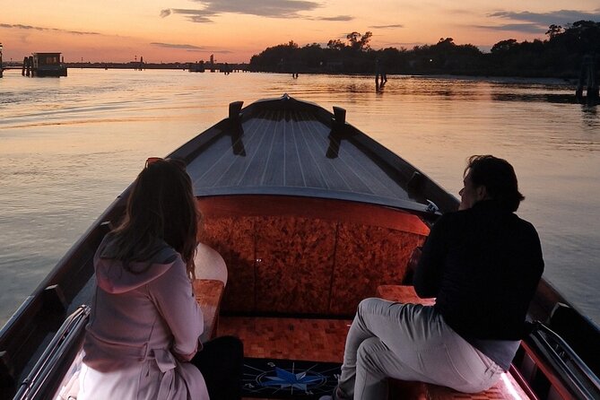 Venice Lagoon Tour with Historic Venetian Boat - Practical Details: Booking, Cancellation, and Accessibility