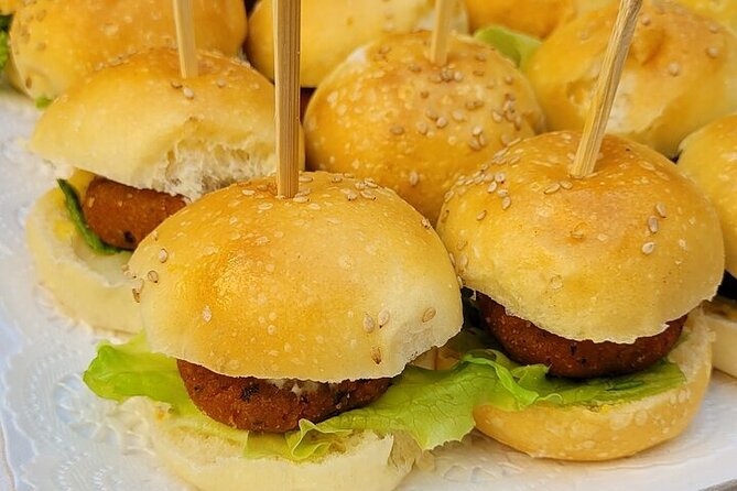 Venice like a local: Vini and Cichetti at Liuba and Hugo's home - Why This Tour Is a Standout in Venice