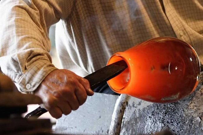 Venice LUXURY Private Day Tour with Gondola ride - from Rome - The Colorful Charm of Burano