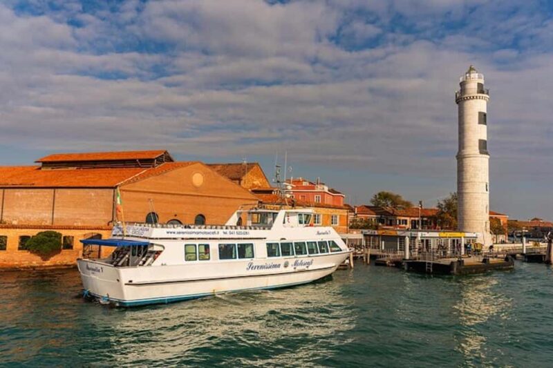 Venice: Murano, Burano, and Torcello Islands Boat Tour - Exploring Murano’s Glassmaking Tradition