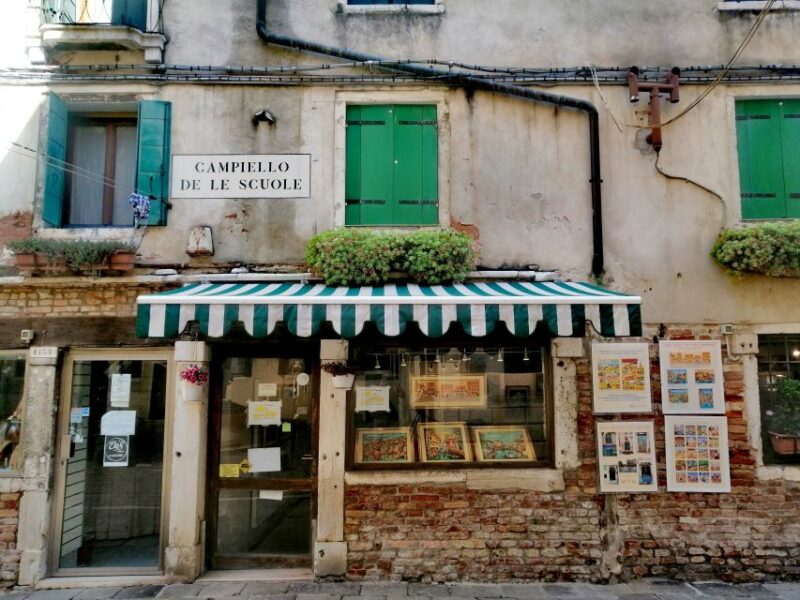 Venice: Off the Beaten Path Walking Tour - Market Visits and Canal-side Fruit Stalls