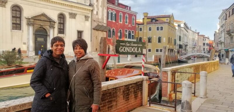 Venice: Off the Beaten Path Walking Tour - Logistics and Group Size Flexibility