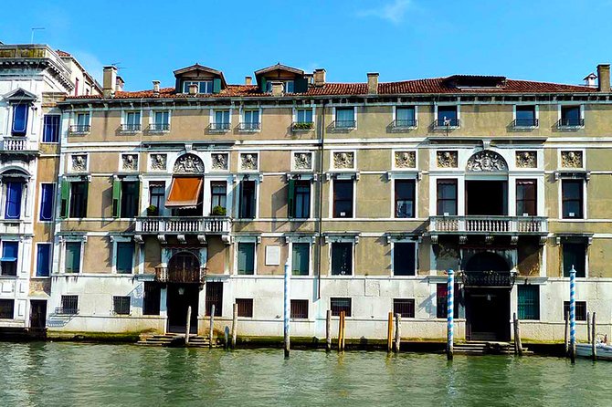 Venice Palazzo Mocenigo: History of Textile, Costume and Perfume - The Advantages of a Self-Guided Visit