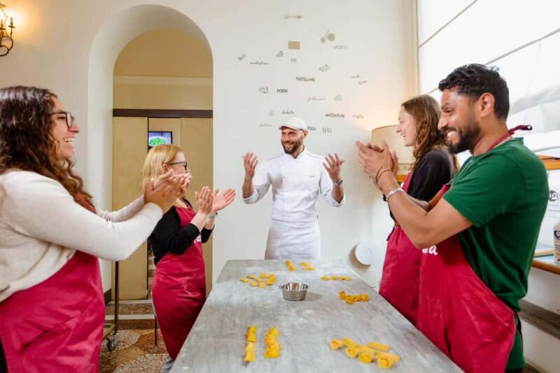 Venice: Pasta Class with Wine and Gelato - The Venue and Atmosphere