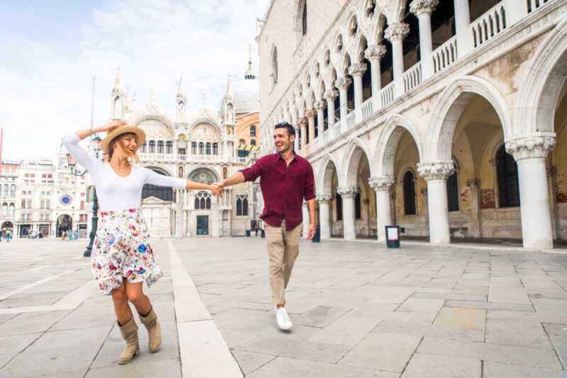 Venice: Photoshoot at Piazza San Marco and the Canals - Capture Stunning Venice Moments with a Professional Photoshoot