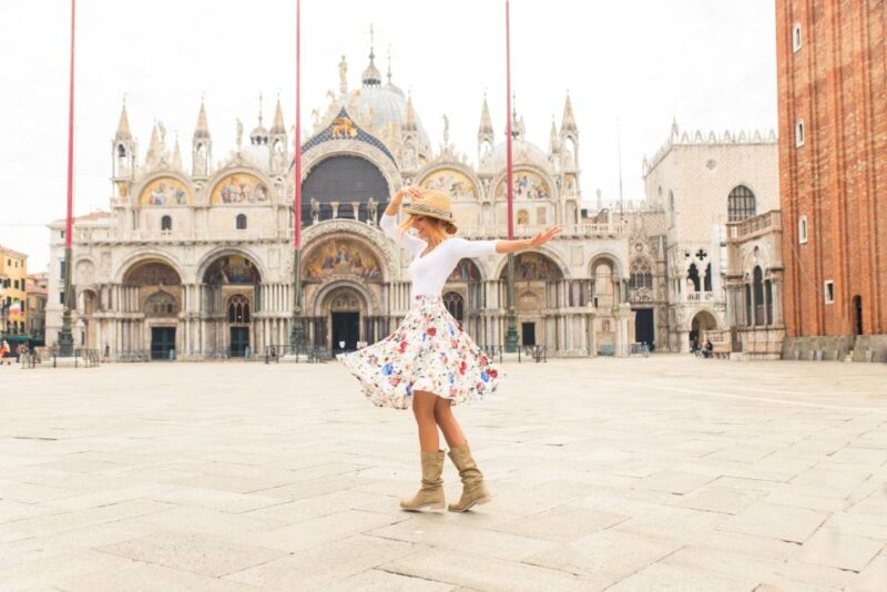Venice: Photoshoot at Piazza San Marco and the Canals - Exploring Venice’s Iconic Landmarks with a Local Photographer