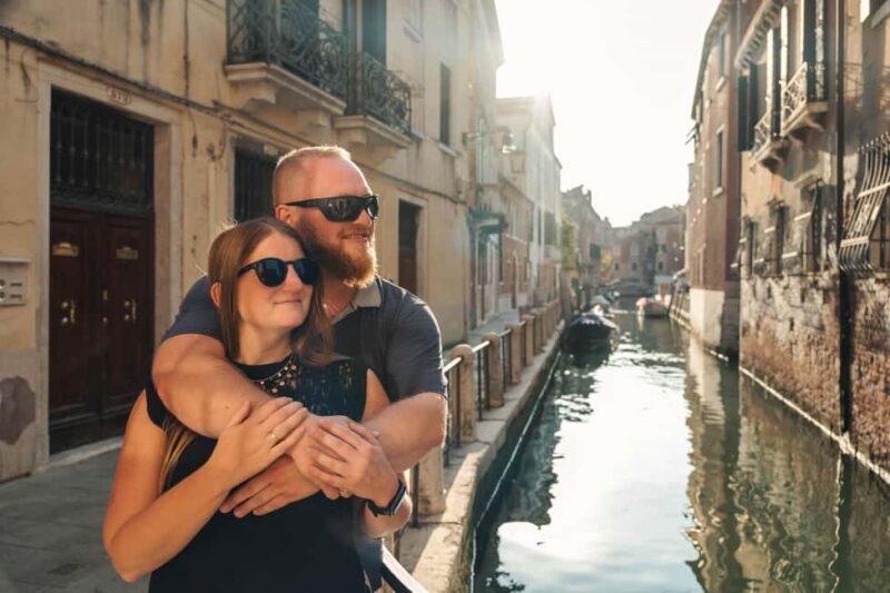Venice: Photoshoot in Hidden Locations - How the Photos Are Delivered and What to Expect