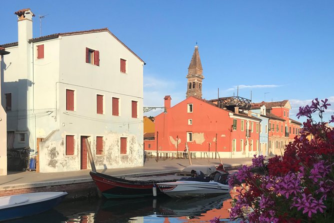 Venice Private Boat Tour Murano & Burano - The Experience of a Guided Glass Blowing Demonstration