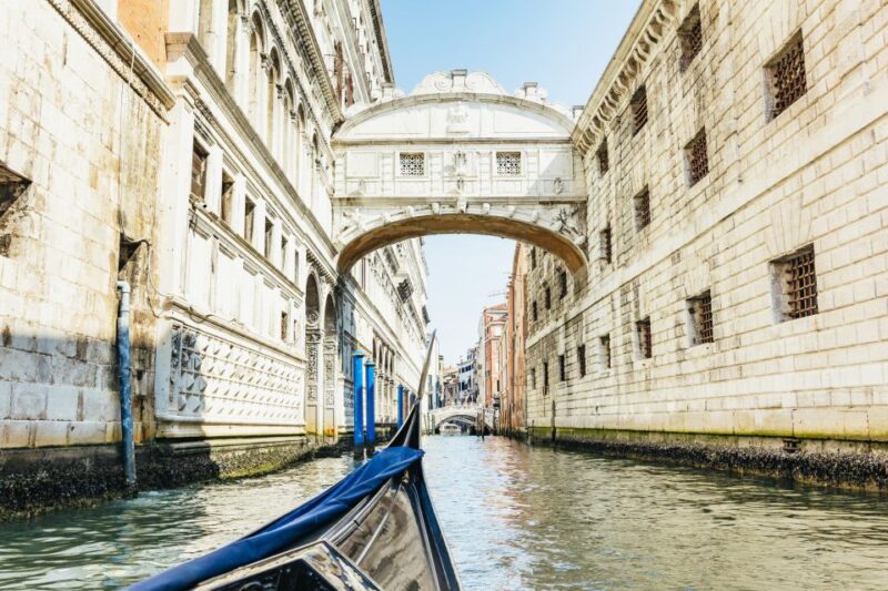 Venice: Private Crafted Gondola Ride Along Grand Canal - Practical Tips for a Smooth Ride