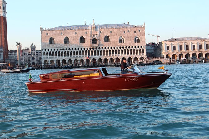 Venice Private Departure Transfer by Water Taxi: Central Venice to Cruise Port - Meet and Greet Service or Full Assistance