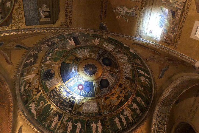 Venice Private Evening Stroll with VIP Entry to Saint Mark's After Hours - Practical Details: Meeting Point and Accessibility