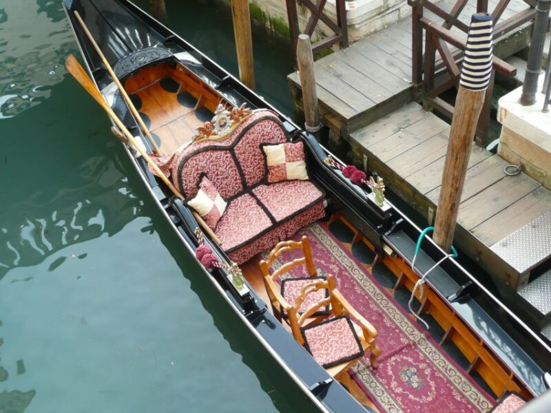 Venice: Private Gondola Tour - Who Will Enjoy This Tour the Most?