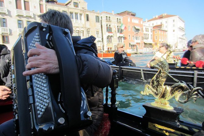Venice: Private Serenade Gondola Tour - 30 minutes - The Route: From the Grand Canal to Venice’s Backstreets
