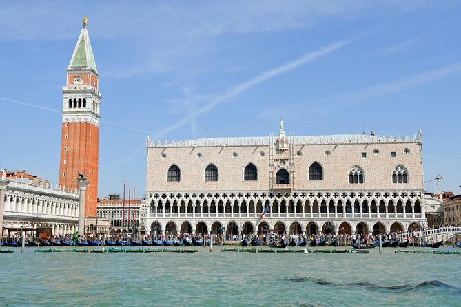 Venice Private Tour fast access, Doge Palace, St Mark's Basilica - Discovering the Doge’s Palace